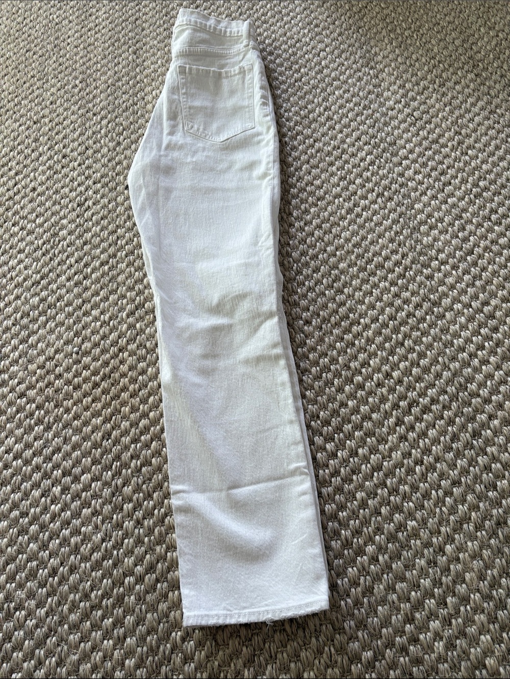 Abercrombie & Fitch The ‘90s Straight Ultra High Rise